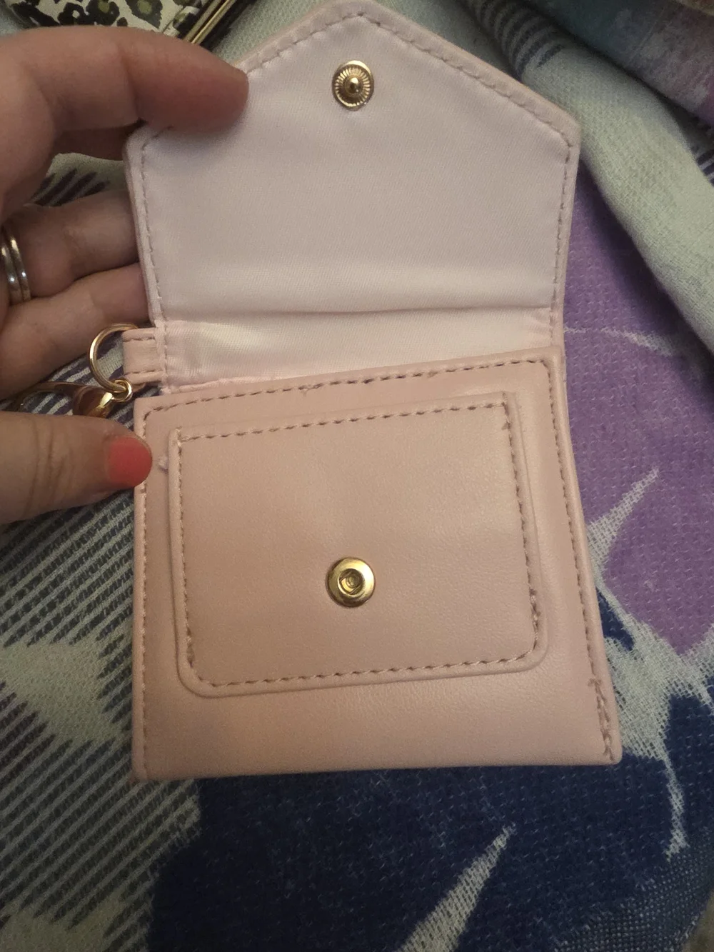 Claires compact light
